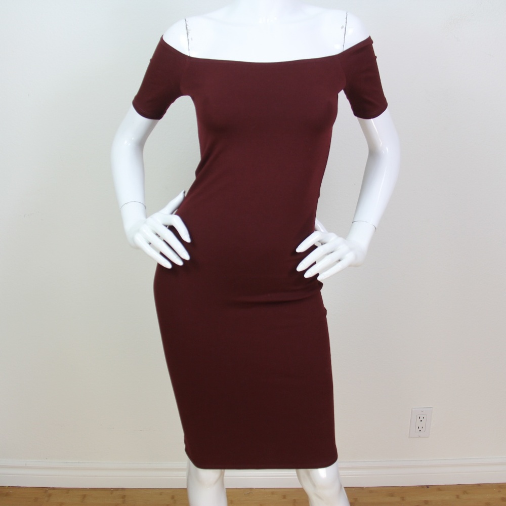 SOLD. Reformaton Burgundy Off Shoulder Dress - Picture 3 of 6